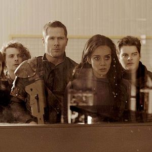 Bilder Hannah John-Kamen