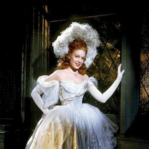 Bilder Amber, die große Kurtisane