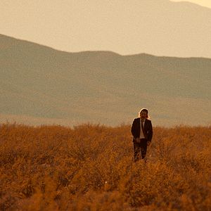 Bilder It Stains The Sands Red