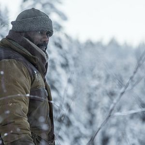 Bilder Zwischen zwei Leben - The Mountain Between Us