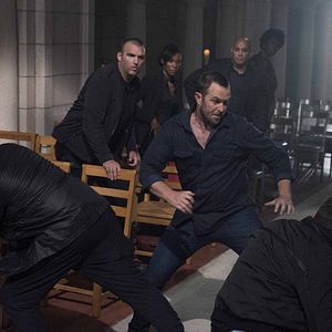 Bilder Sullivan Stapleton