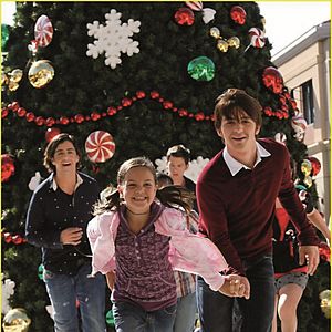 Bilder Das beste Weihnachten aller Zeiten - Fröhliche Weihnachten, Drake & Josh