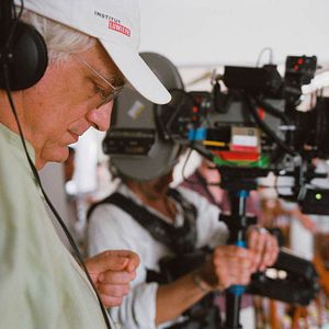 Bilder In the Electric Mist