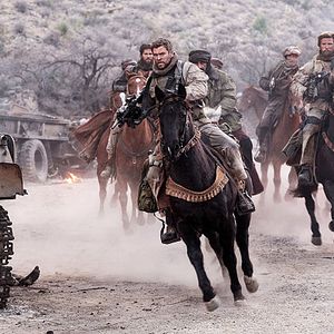 Bilder Operation: 12 Strong