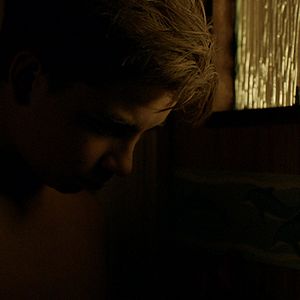 Bilder Vind Die Domme Trut En Gooi Haar In De Rivier