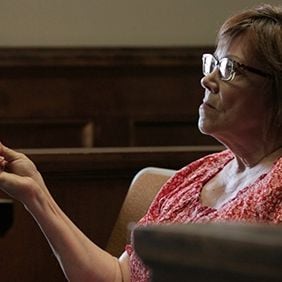 Bilder Lindy Lou, jurée n°2