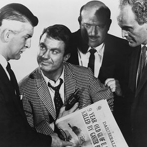 Bilder Alles auf eine Karte