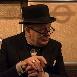 Bilder Die dunkelste Stunde