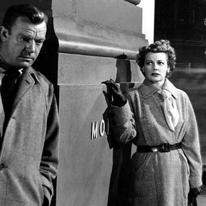 Bilder Einer weiß zuviel