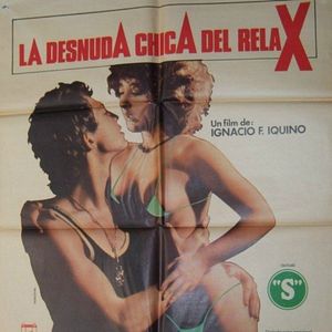 Bilder La desnuda chica del relax