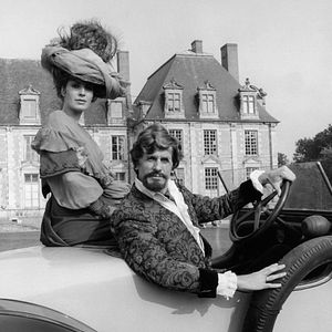 Bilder Mit Rose und Revolver