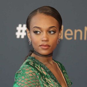 Bilder Reign Edwards