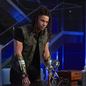 Bilder Black Lightning