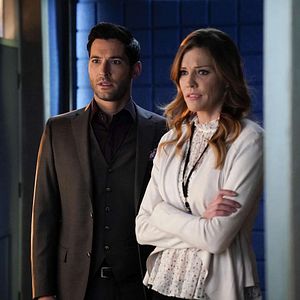 Bilder Tricia Helfer