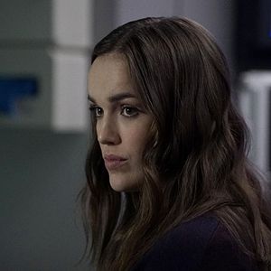Bilder Elizabeth Henstridge