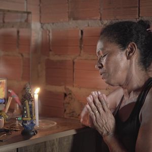 Bilder A Primeira Pedra