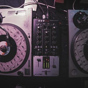 Bilder Vinil, Poeira e Groove