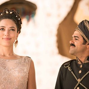 Bilder Aladin - Wunderlampe vs. Armleuchter