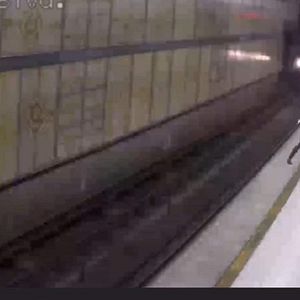 Bilder Unknown User 2: Dark Web