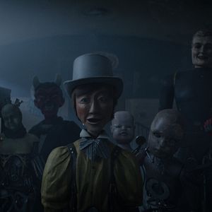 Bilder Das Haus der geheimnisvollen Uhren