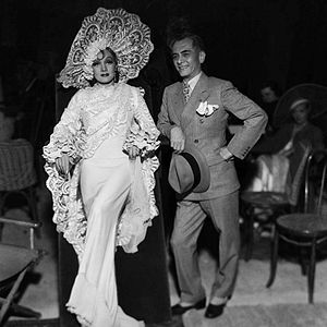 Bilder Der Teufel ist eine Frau