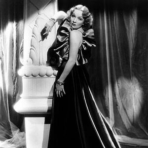 Bilder Der Teufel ist eine Frau