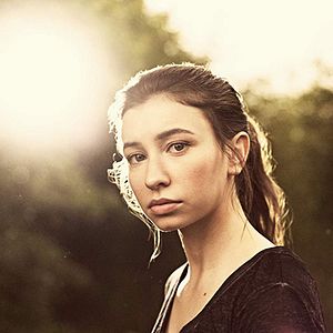 Bilder Katelyn Nacon