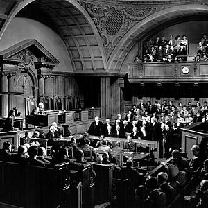 Bilder Der Fall Paradin