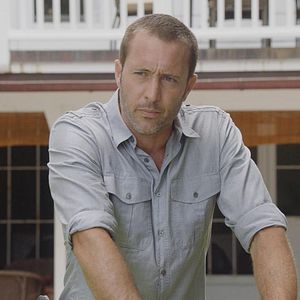 Bilder Alex O'Loughlin