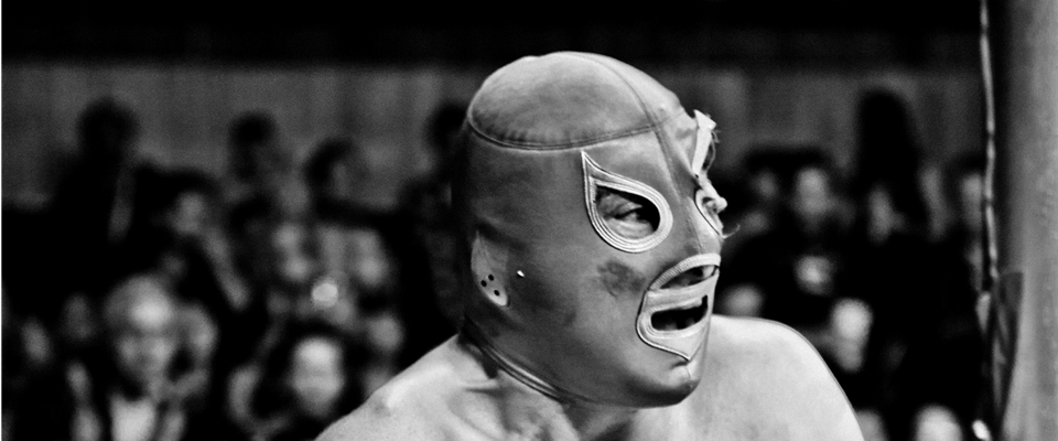 Bilder El hombre detrás de la máscara