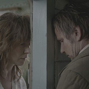 Bilder Dziura w Glowie