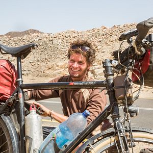 Bilder Anderswo. Allein in Afrika