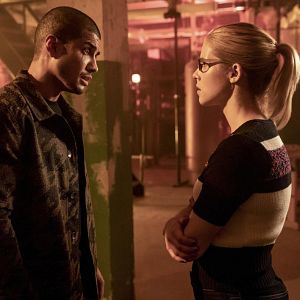 Bilder Emily Bett Rickards