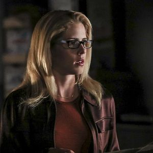 Bilder Emily Bett Rickards