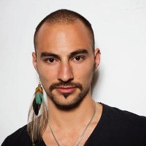 Bilder Simon Jaikiriuma Paetau