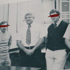 Bilder What Haunts Us