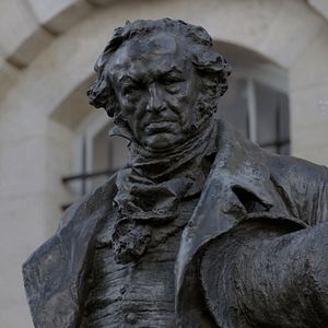 Bilder Oscuro Y Lucientes