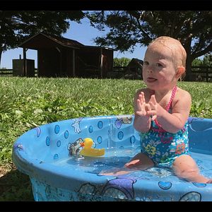 Bilder To Joey, with Love