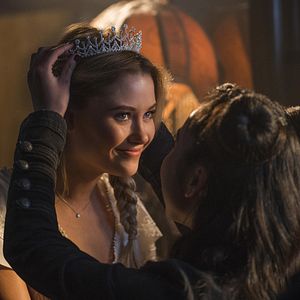 Bilder Virginia Gardner