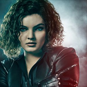 Bilder Camren Bicondova