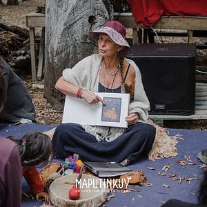 Bilder Maputinkuy, Encuentro con la Tierra