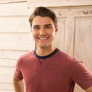 Bilder Bless This Mess