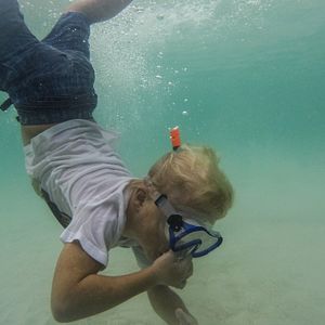 Bilder Zwei Familien auf Weltreise - Der Film