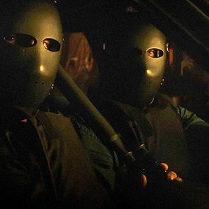 Bilder Dragged Across Concrete