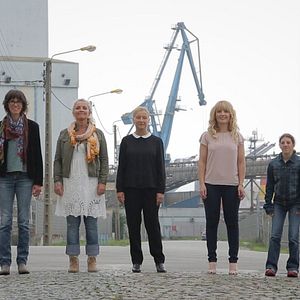 Bilder Travailleuses, Travailleuses !