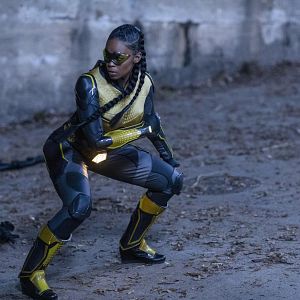 Bilder Black Lightning