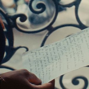 Bilder Deux soeurs qui ne sont pas soeurs