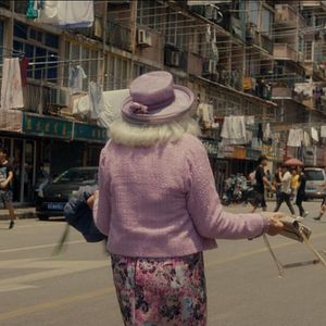 Bilder Mrs. Mills von nebenan