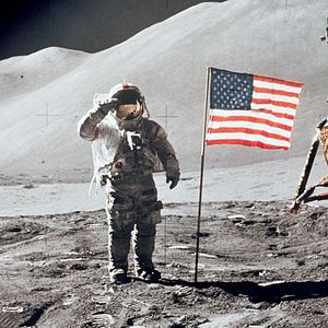 Bilder Back To The Moon