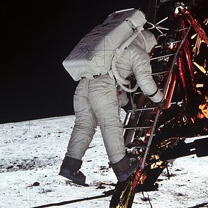 Bilder Back To The Moon